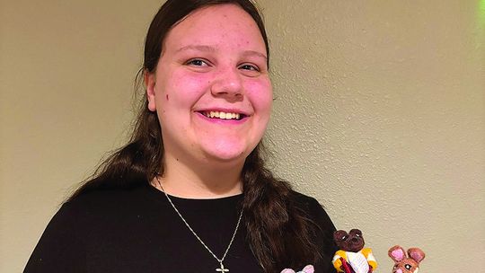 Creative kids turn library into gallery