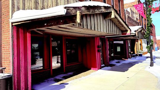 Enderson bldg. sparks interest