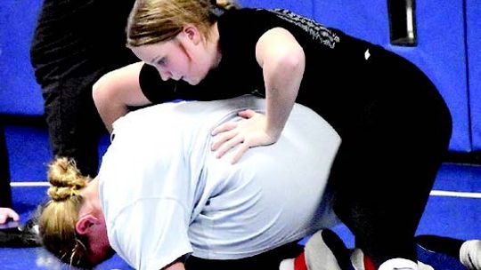 For first time ever, girls hit the mat in Tracy