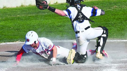 Panthers split pair of games as offense keeps on chugging