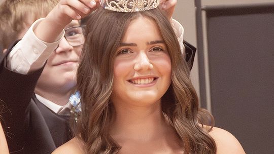 SHELBY & TAYLOR CROWNED!