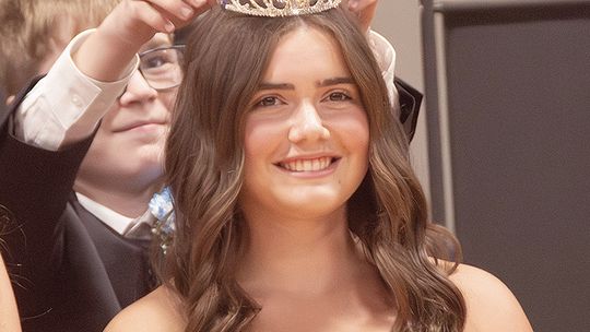 SHELBY & TAYLOR CROWNED!