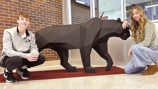 Taylor x 2: Squires and Munson are ExCEL nominees