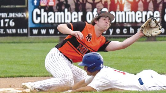 Yankee bats go quietly into the night against Courtland