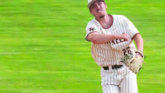 YANKEES CAN’T DIG OUT OF HOLE AGAINST WILLMAR