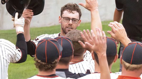 Yanks close out regular season