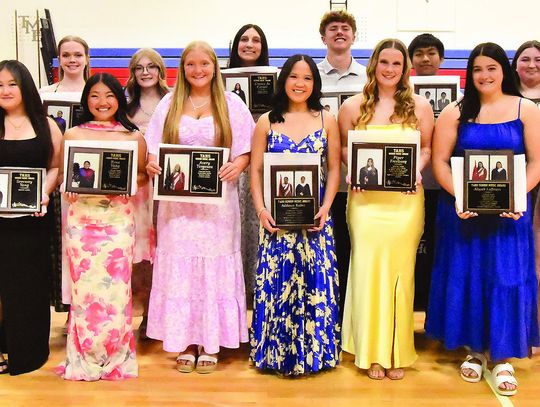 Celebrating TAHS Seniors!