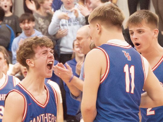 KRUSE & CO. RALLY FOR BIG WIN OVER MINNY