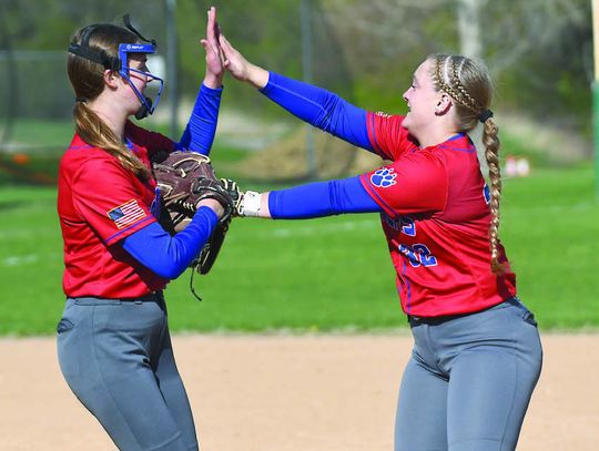 Panthers break out the bats against MACCRAY