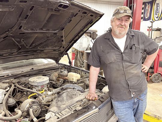 Small-town service was the name of Hahn’s game