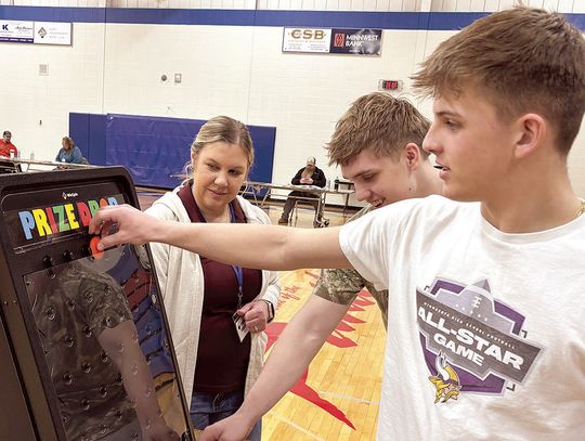 TAHS seniors get taste of the real world through unique U of M Extension program