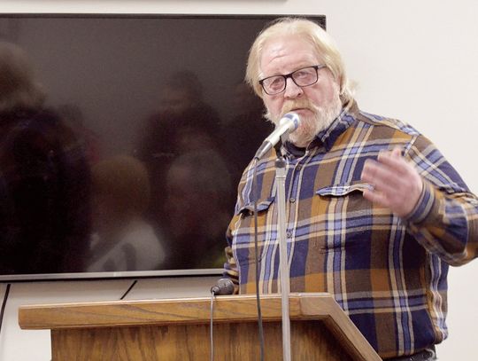 TRACY PUTS THE KIBOSH ON POT