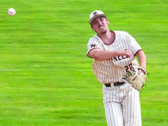 YANKEES CAN’T DIG OUT OF HOLE AGAINST WILLMAR