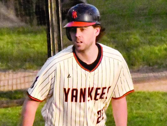 Yankees club Cubs, 20-5, in season opener