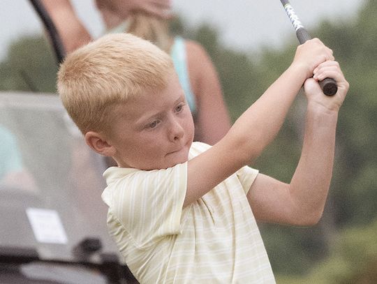 youth hit the links