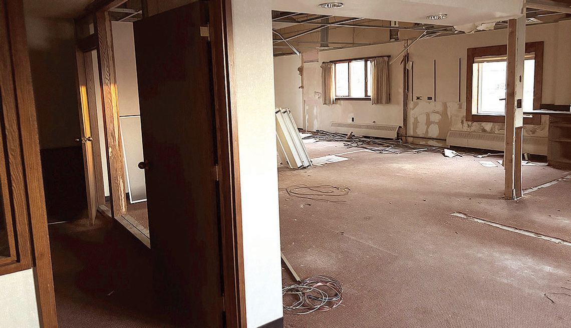 City council approves community center bid