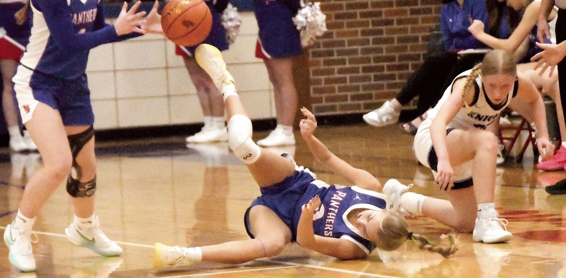 Girls open with win over RTR