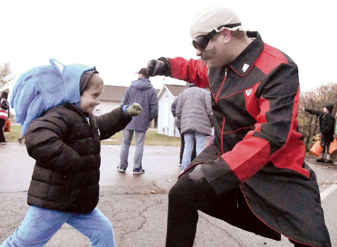 More than 450 local people took part in Friday’s Tracy Area Chamber of Commerce’s annual Trunk-or-Treat event More than 450 local people took part in Friday’s Tracy Area Chamber of Commerce’s annual Trunk-or-Treat event