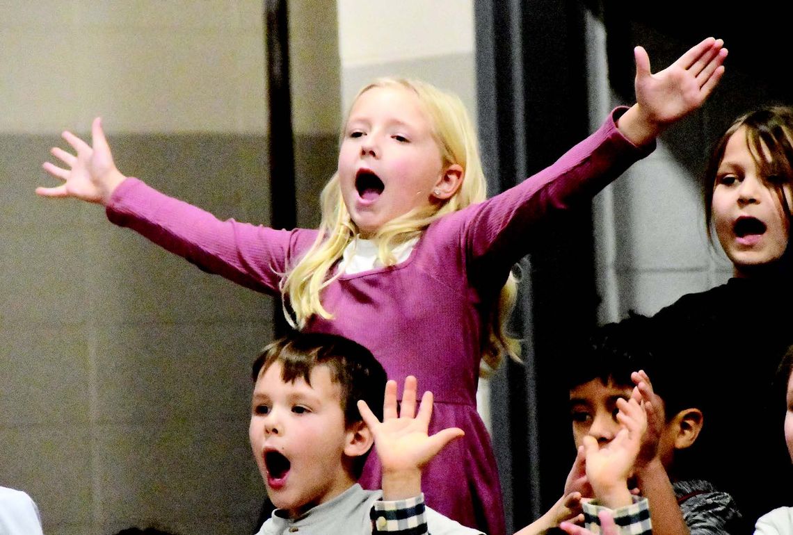 ‘Must be santa!’