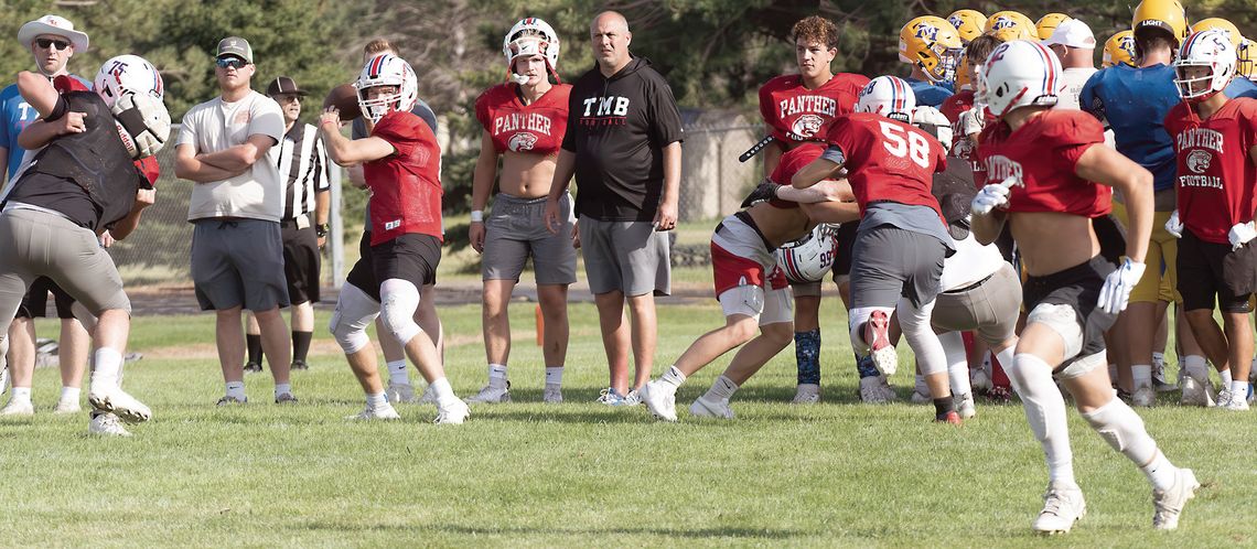 Pads pop at pigskin classic Pads pop at pigskin classic