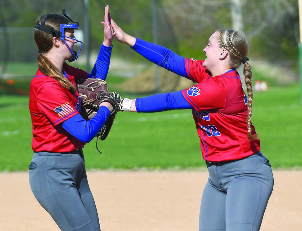 Panthers break out the bats against MACCRAY