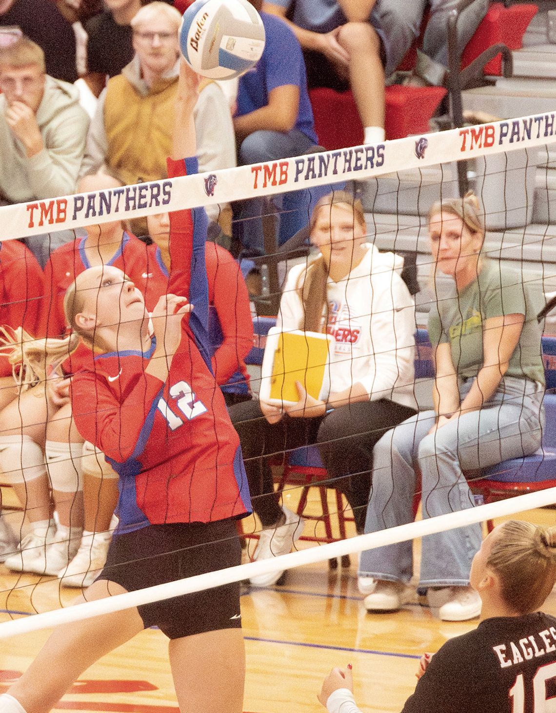 Panthers dismantle Eagles in 3 Panthers dismantle Eagles in 3