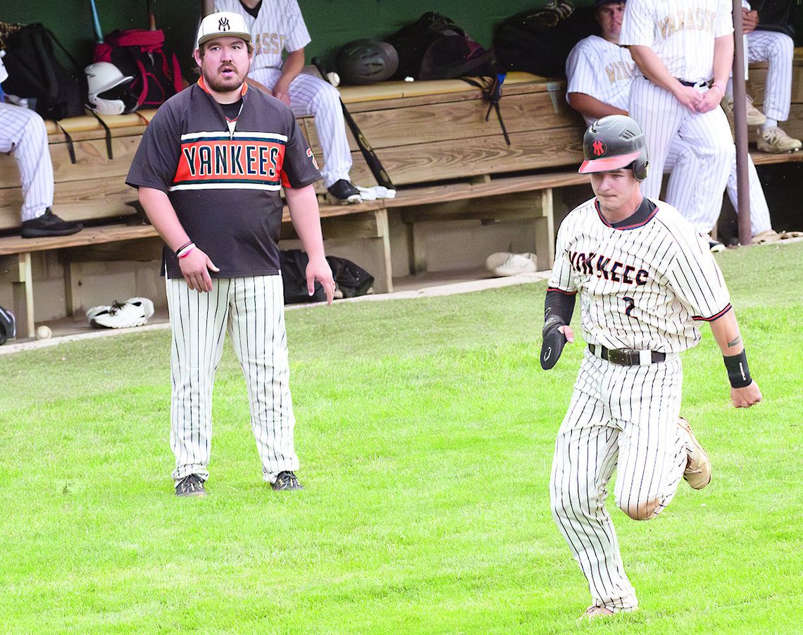 SCHMITT, YANKS BLANK JAXX, 4-0