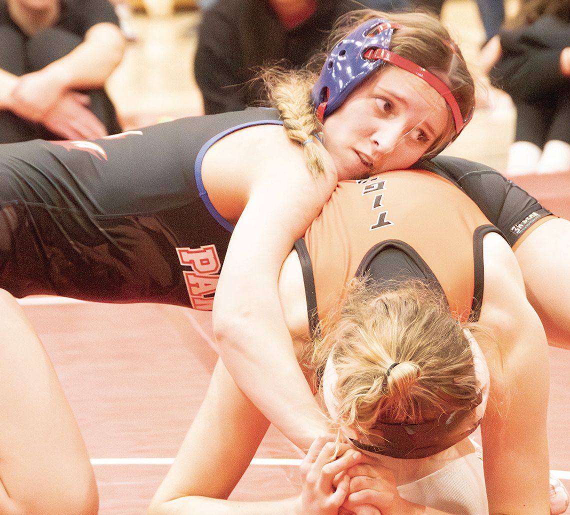 TMB/WWG girls battle in sections