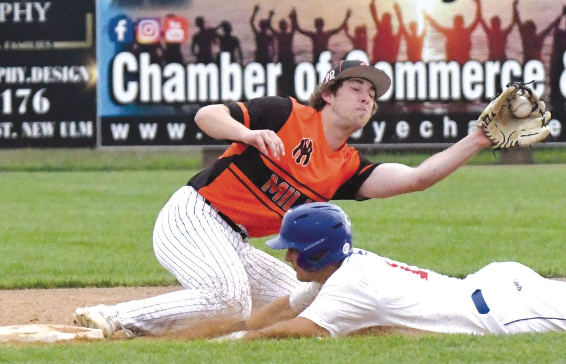 Yankee bats go quietly into the night against Courtland